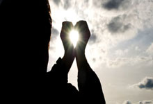 怎么买股票开户要多少钱:a股怎么用杠杆-消费贷贴息政策落地首日：5万元贷款一年可节省利息约500元